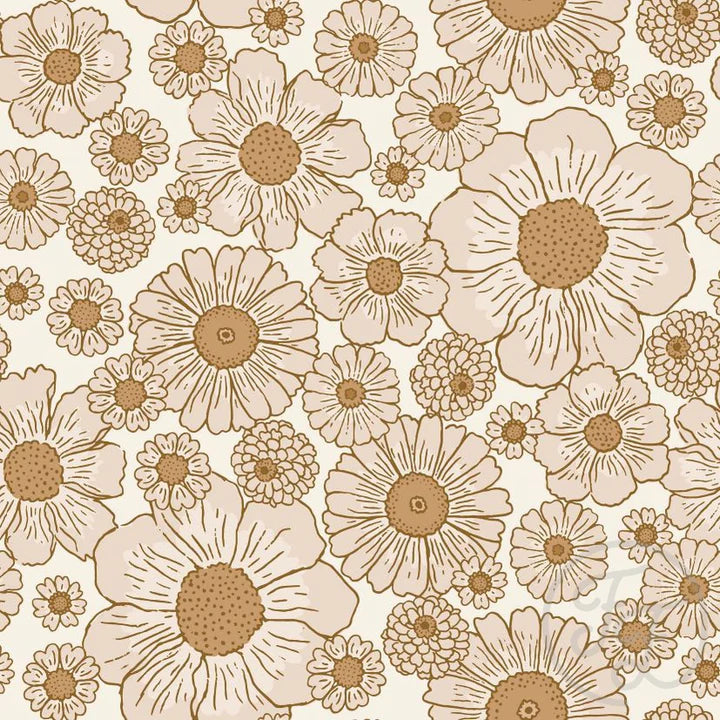 Family Fabrics | Beach Flowers Cream | 101-230 (by the full yard)