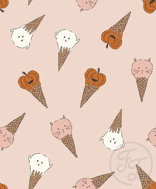 Family Fabrics | Spooky Sweat Icecream Peach Pink | 116-196 (by the full yard)