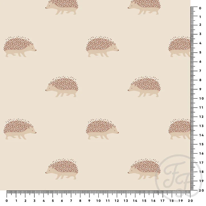 Family Fabrics | Little Hedgehog Beige | 100-1687 (by the full yard)