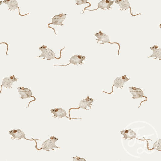 Family Fabrics | Mouse 100-1225 (by the full yard)