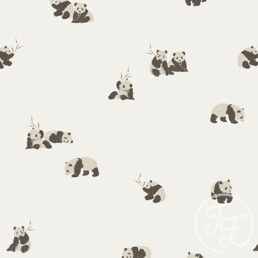 Family Fabrics | Panda 100-1231 (by the full yard)