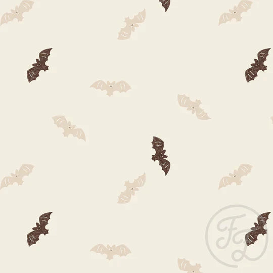 Family Fabrics | Bats Brown Beige Small | 100-1711 (by the full yard)