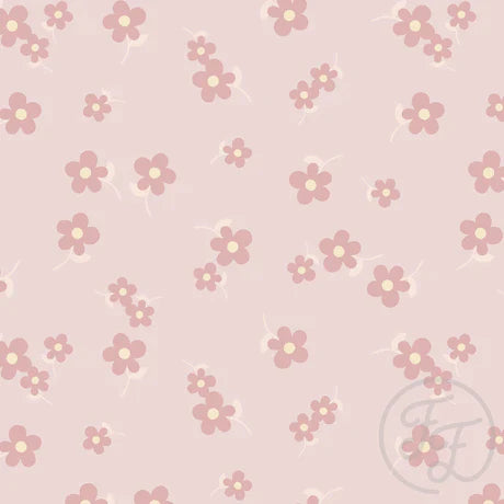 Family Fabrics | Bold Flower Pink Small | 100-1721 (by the full yard)