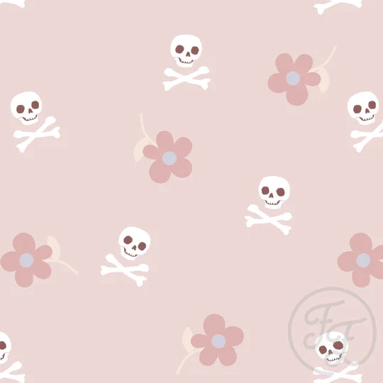 Family Fabrics | Skull and Bones Flower Pink Big | 100-1763 (by the full yard)