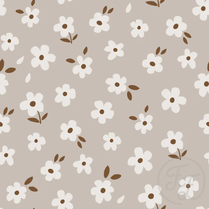 Family Fabrics | 70s Flowers Grey | 102-201 (by the full yard)