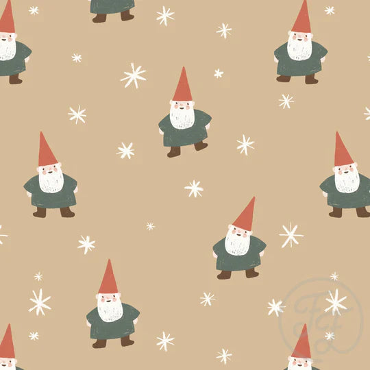 Family Fabrics | Christmas Gnome and Stars Big Toffee | 100-1796 (by the full yard)